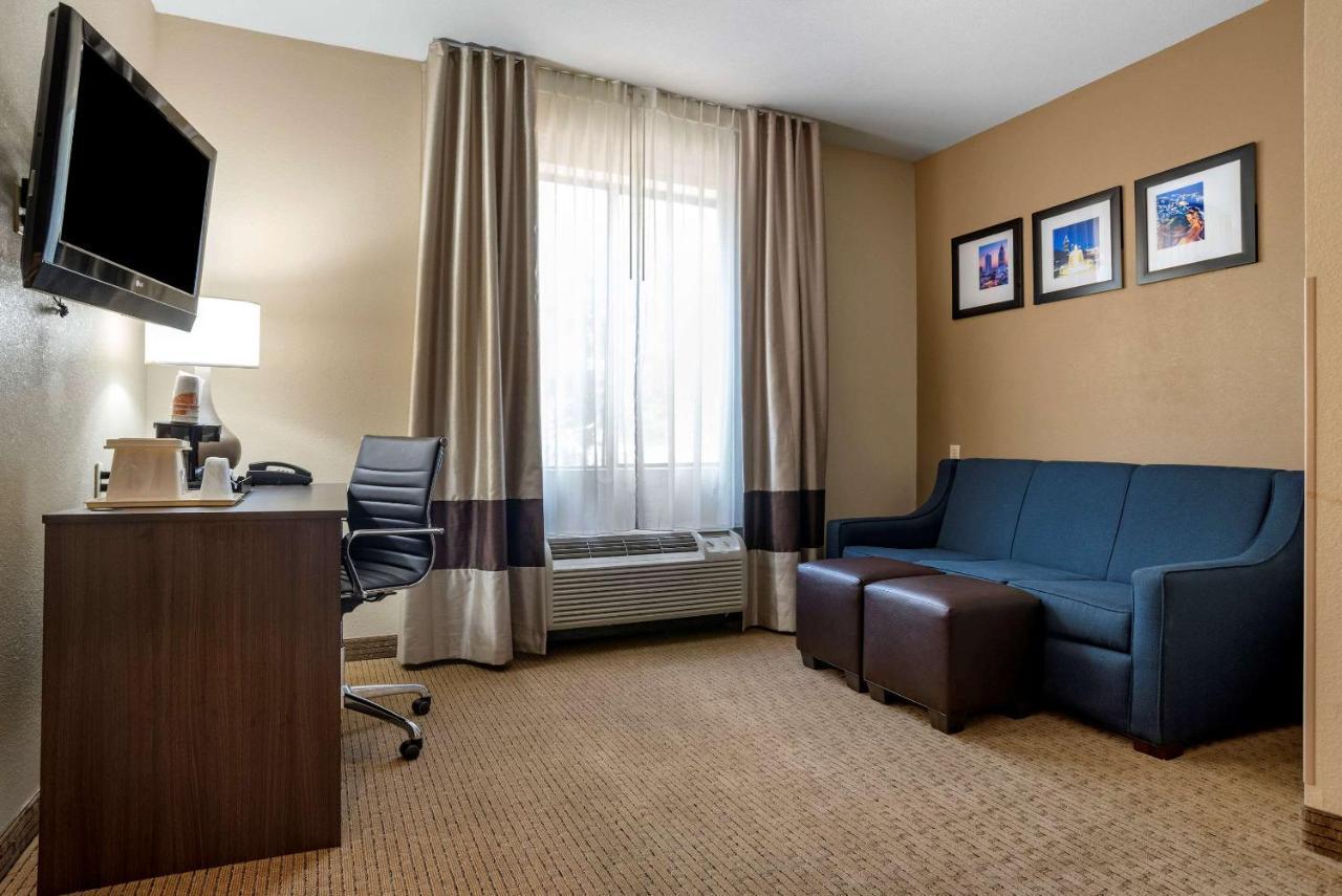 Comfort Suites Mobile West Tillmans Corner Buitenkant foto